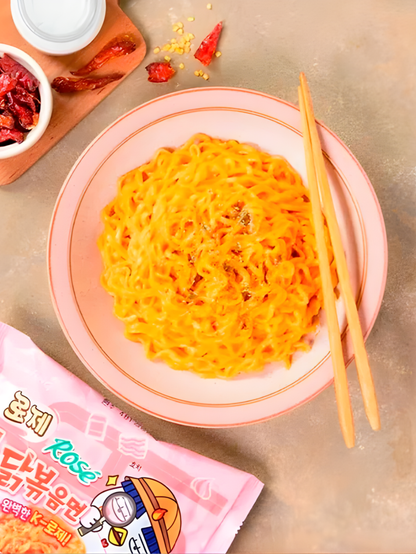 Buldak Rosé CAJA 5 paquetes de 8 piezas con 140 g c/u Total 40